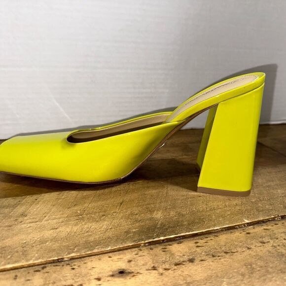 Bottega Veneta Patent Mules - Picture 6 of 10